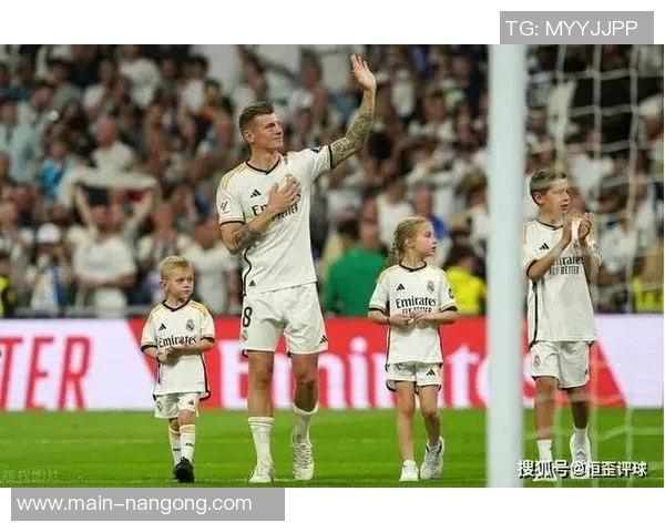 西班牙媒体曝皇社冬窗欲售久保建英要价4000万英超球队争相追逐