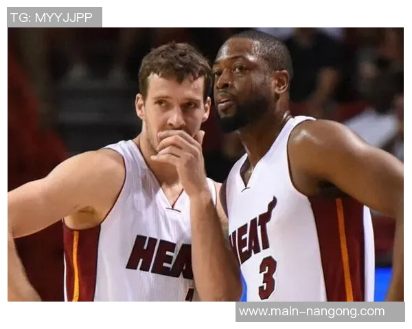 爵士训练营热闹非凡德隆韦德携手出镜贝利乐福同场助阵